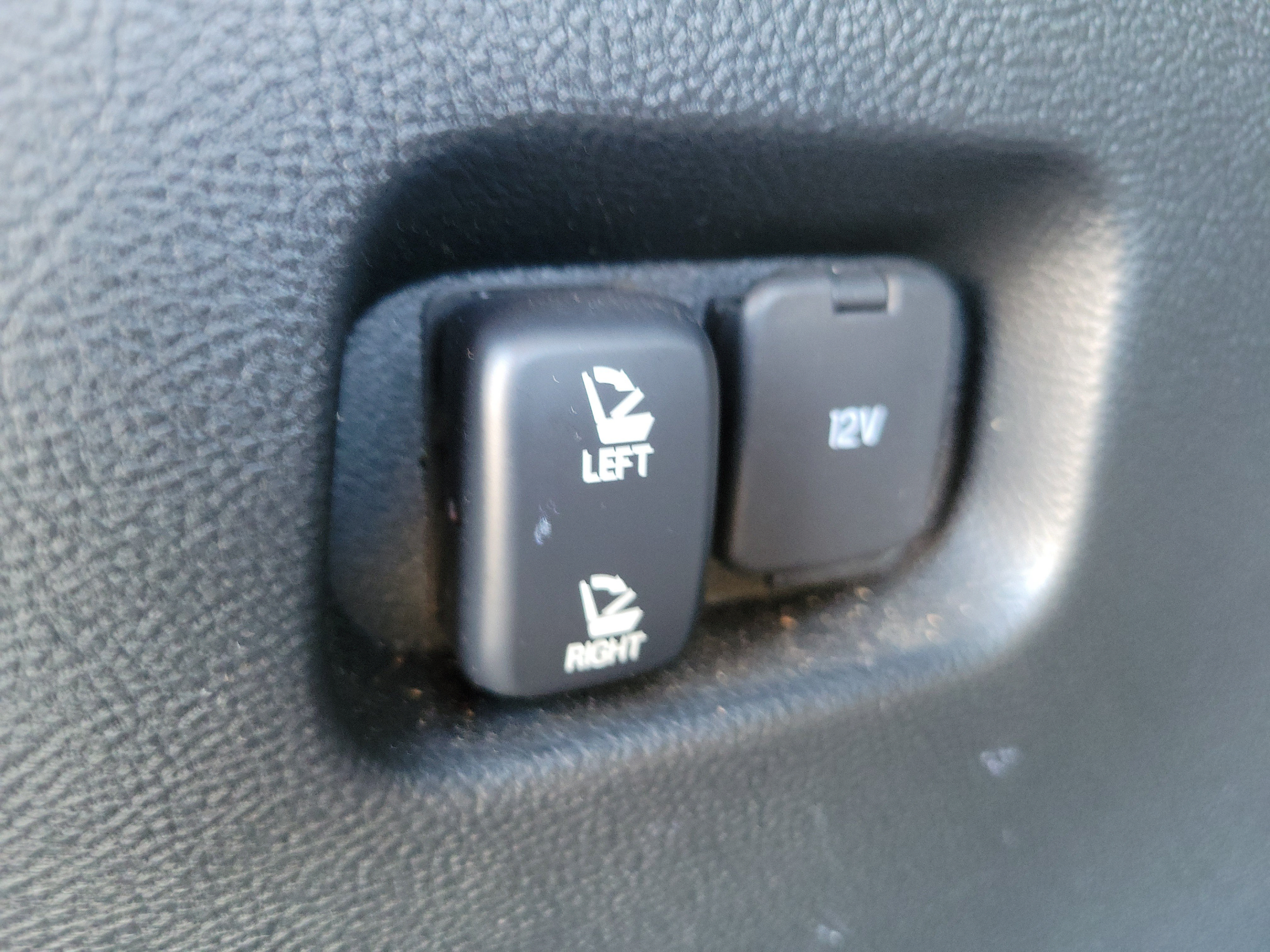 Certified 2024 Ford Edge ST w/ Equipment Group 401A AWD/4WD image 9