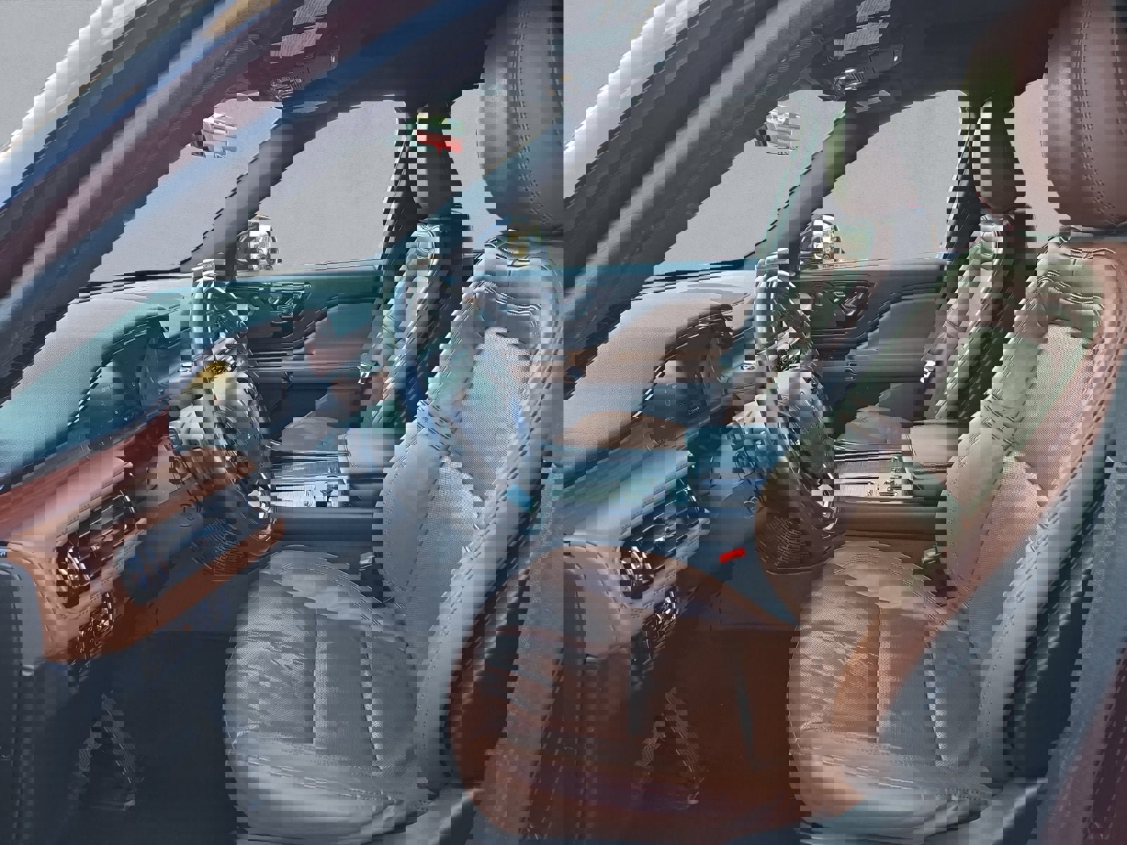 Used 2023 Lincoln Aviator Reserve w/ Elements Package Plus AWD/4WD image 11