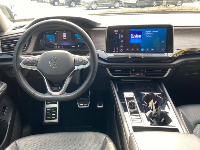 Used 2024 Volkswagen Atlas SEL Premium R-Line image 8