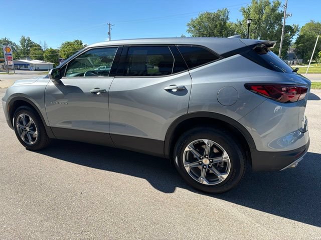 Used 2025 Chevrolet Blazer LT w/ Driver Confidence Package FWD image 5