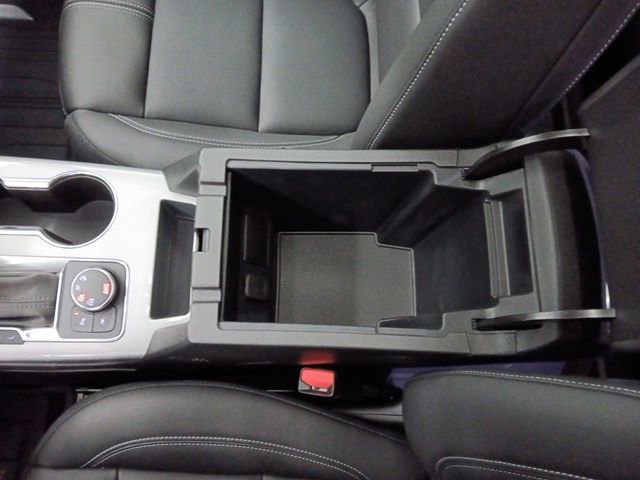 New 2026 Chevrolet Blazer LT w/ Midnight/Sport Edition image 18