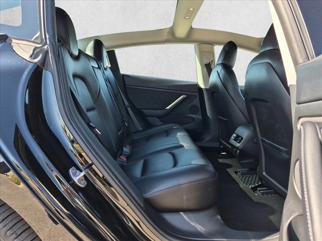 Used 2021 Tesla Model 3 Long Range AWD/4WD image 19