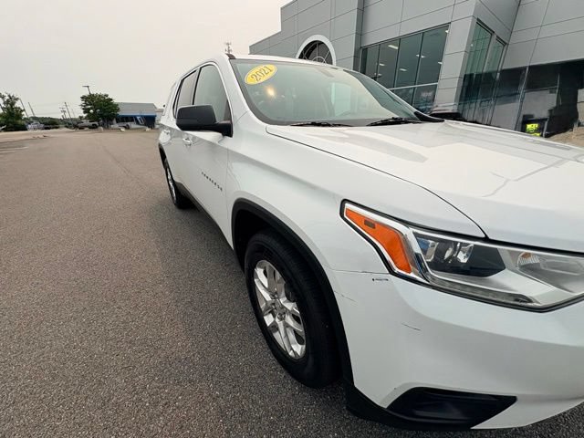 Used 2021 Chevrolet Traverse LS AWD/4WD image 12