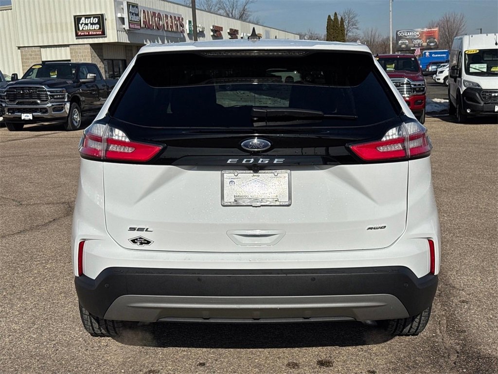 Used 2024 Ford Edge SEL image 3