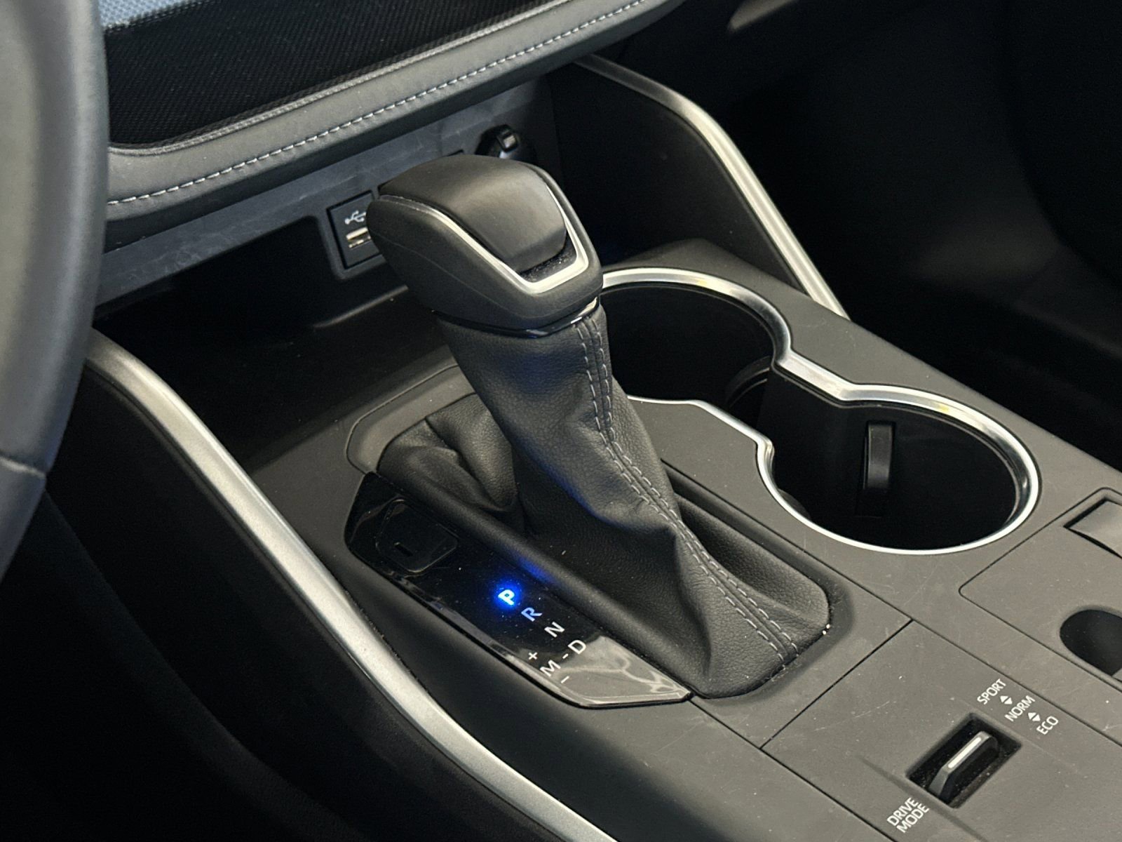 Used 2025 Toyota Highlander LE image 20