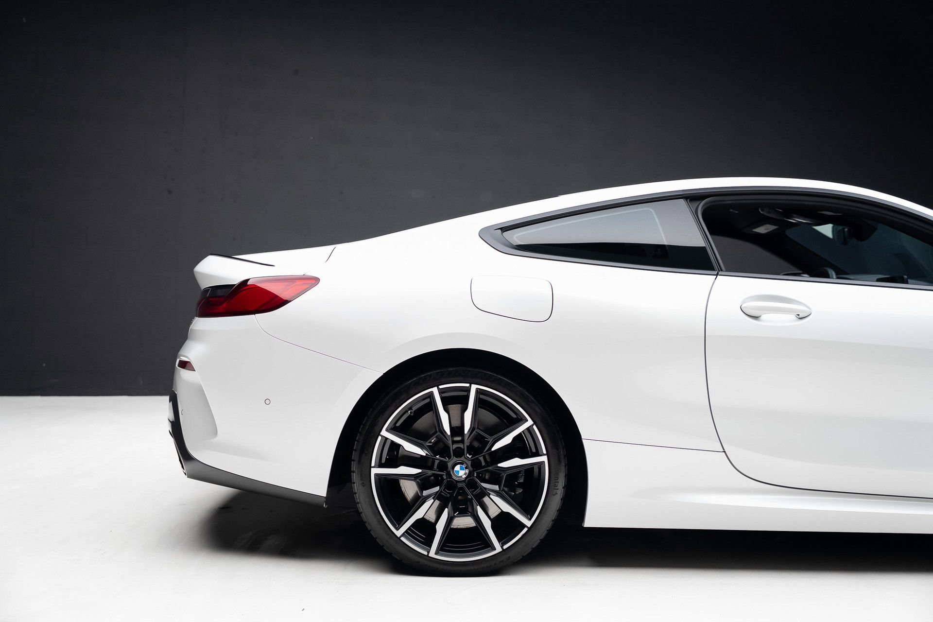 Used 2023 BMW M850i xDrive Coupe w/ M Sport Professional Package image 38