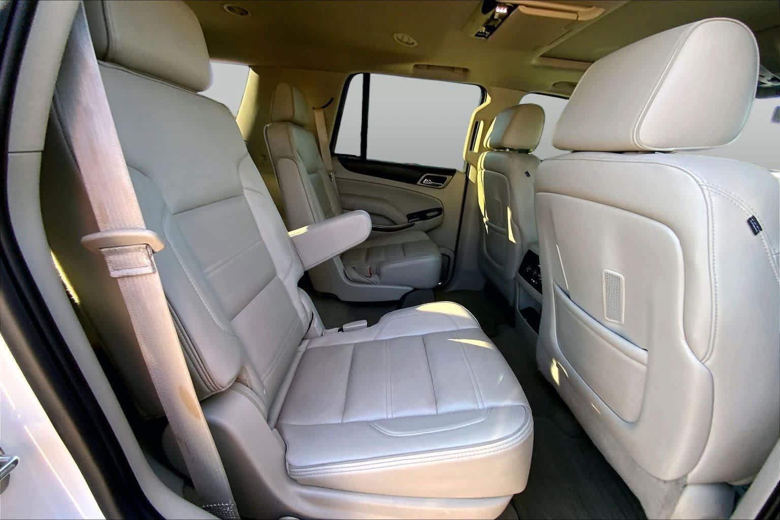 Used 2015 GMC Yukon Denali w/ Open Road Package AWD/4WD image 18