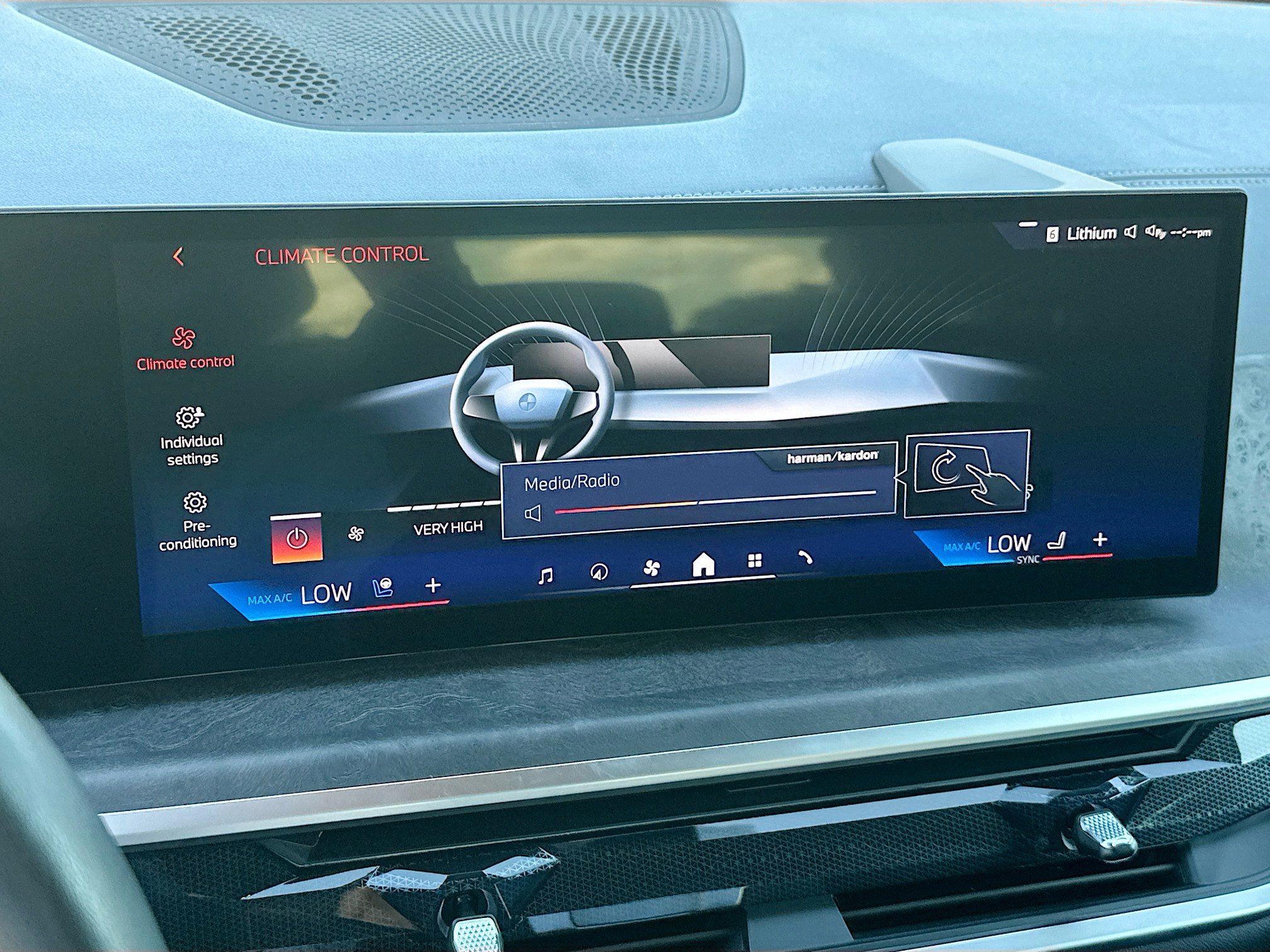 Used 2025 BMW X5 sDrive40i image 16