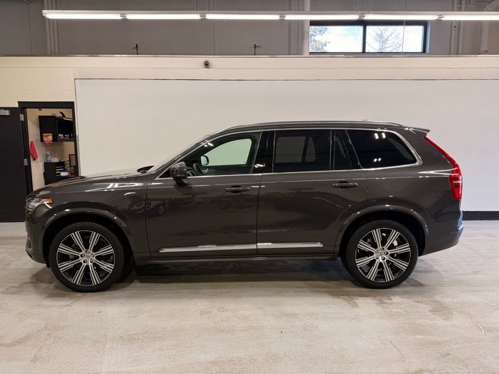 Used 2023 Volvo XC90 B6 Ultimate w/ Protection Package Premier image 2