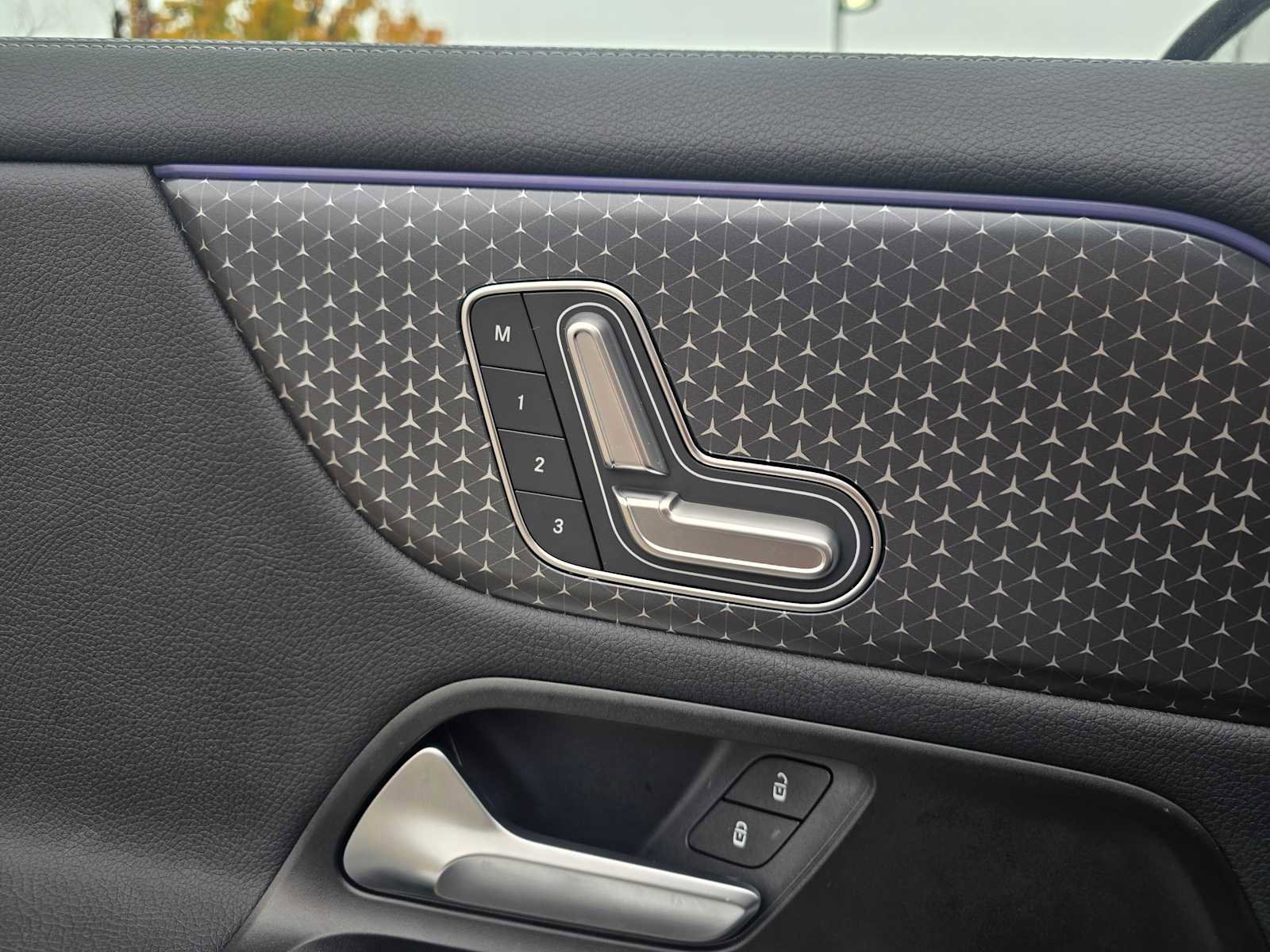 Used 2025 Mercedes-Benz GLA 250 image 25