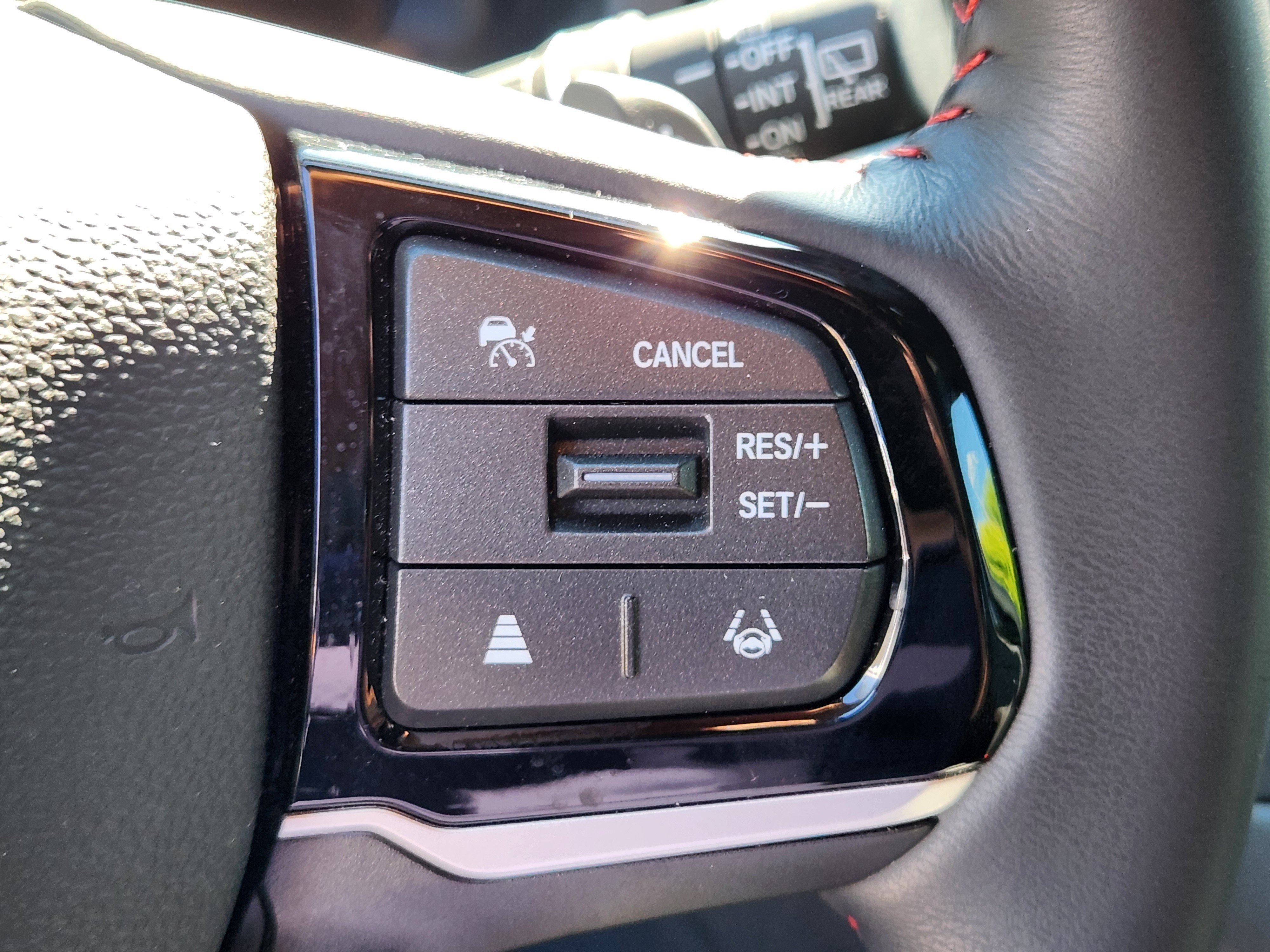 Certified 2025 Honda Odyssey Sport-L image 24