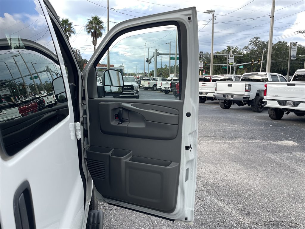 Used 2012 Chevrolet Express 3500 LT w/ LT Preferred Equipment Group RWD image 21