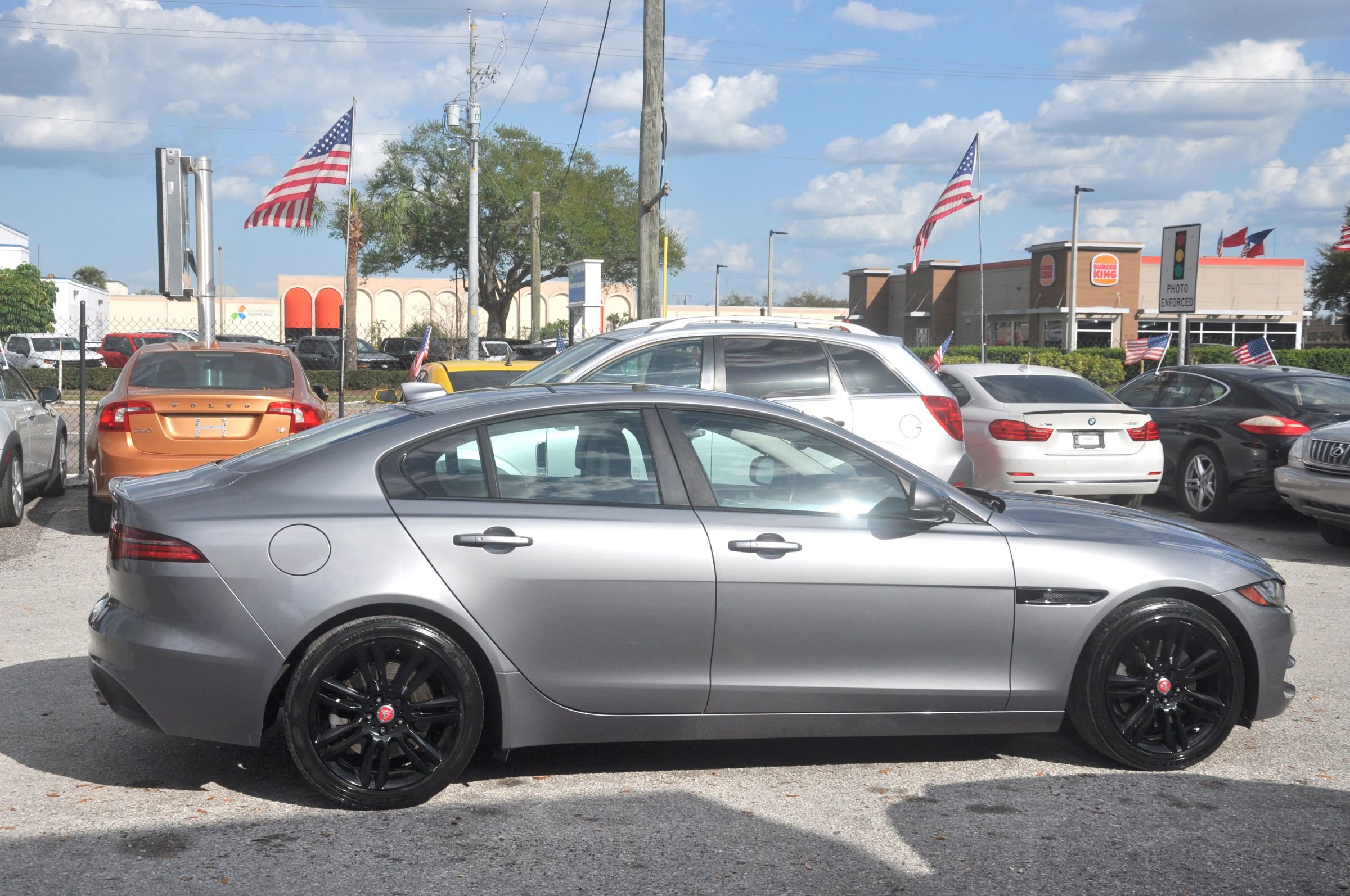 Used 2020 Jaguar XE S RWD image 16