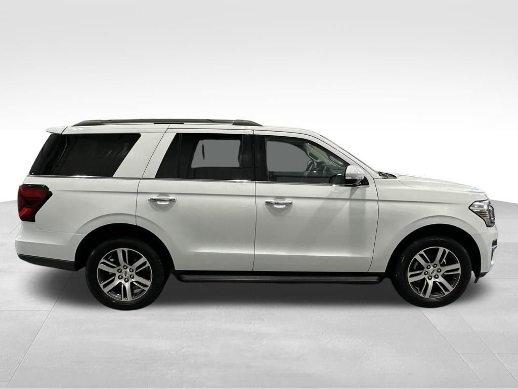 Used 2024 Ford Expedition Limited image 8