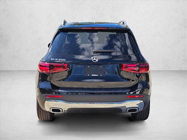 New 2026 Mercedes-Benz GLB 250 image 8