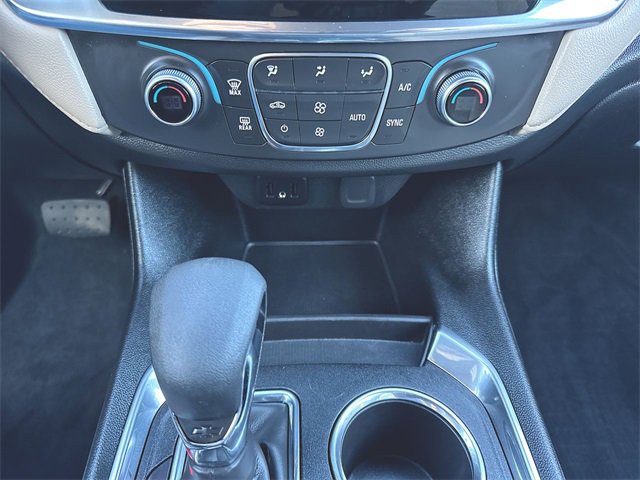 Used 2023 Chevrolet Traverse LS w/ Safety Package image 17