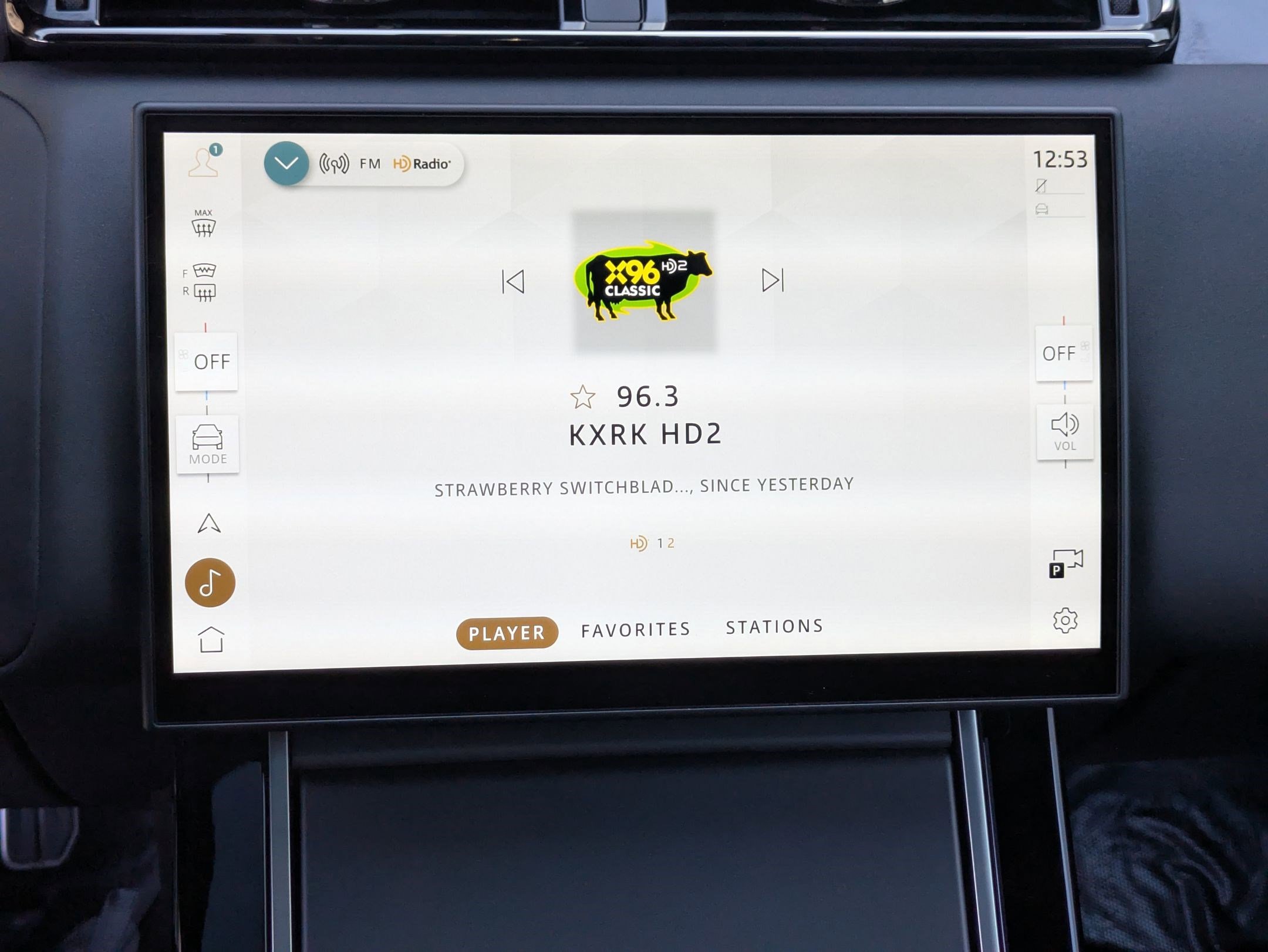 Used 2025 Land Rover Range Rover Velar Dynamic SE image 22