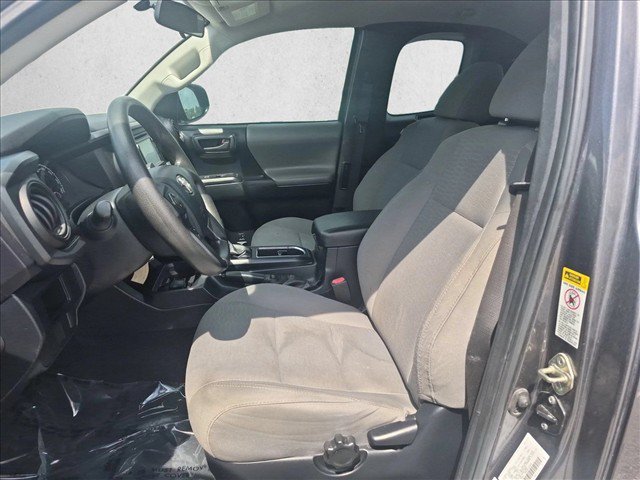Used 2017 Toyota Tacoma SR RWD image 17