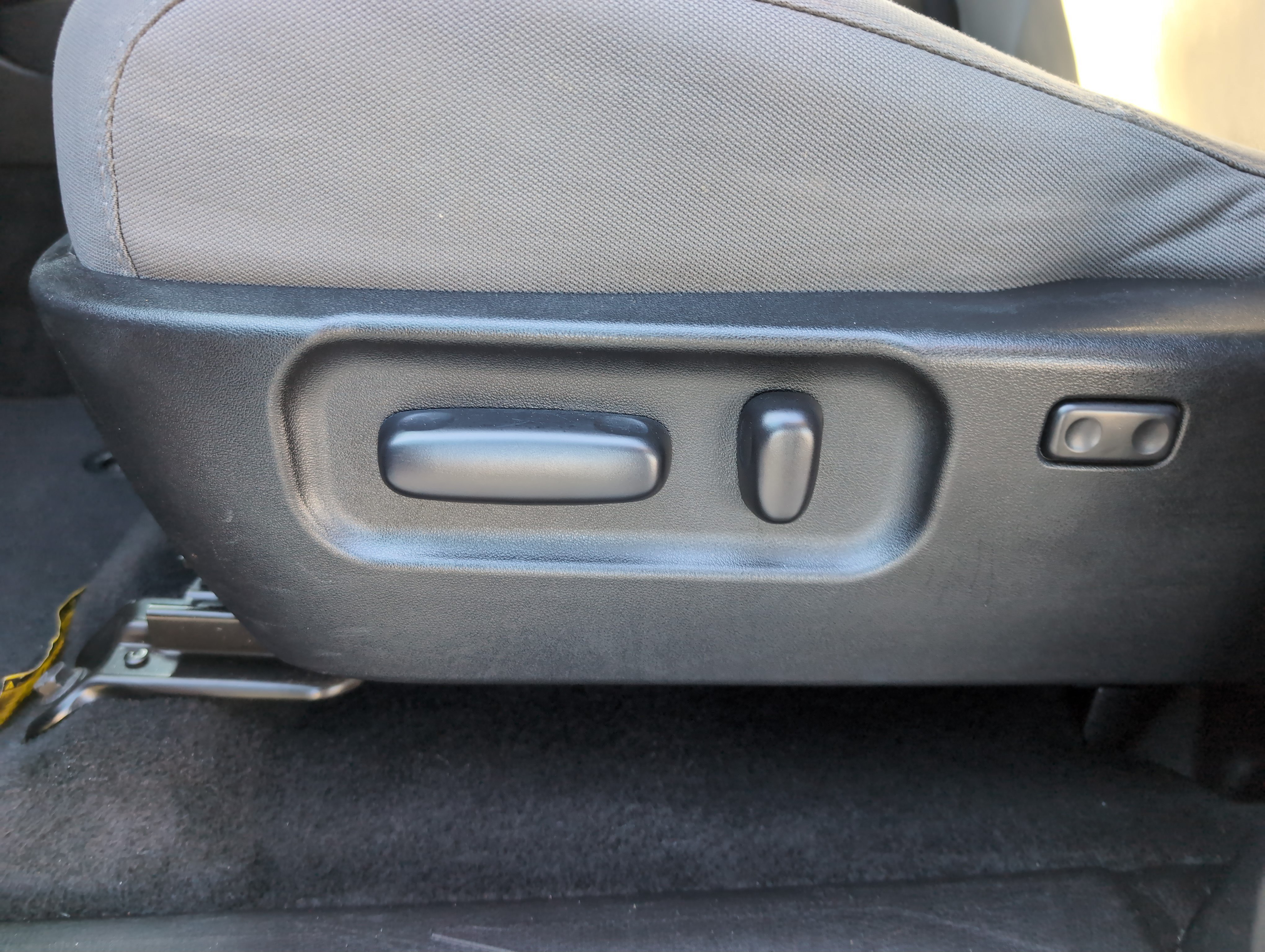 Certified 2021 Toyota Tacoma SR5 AWD/4WD image 17