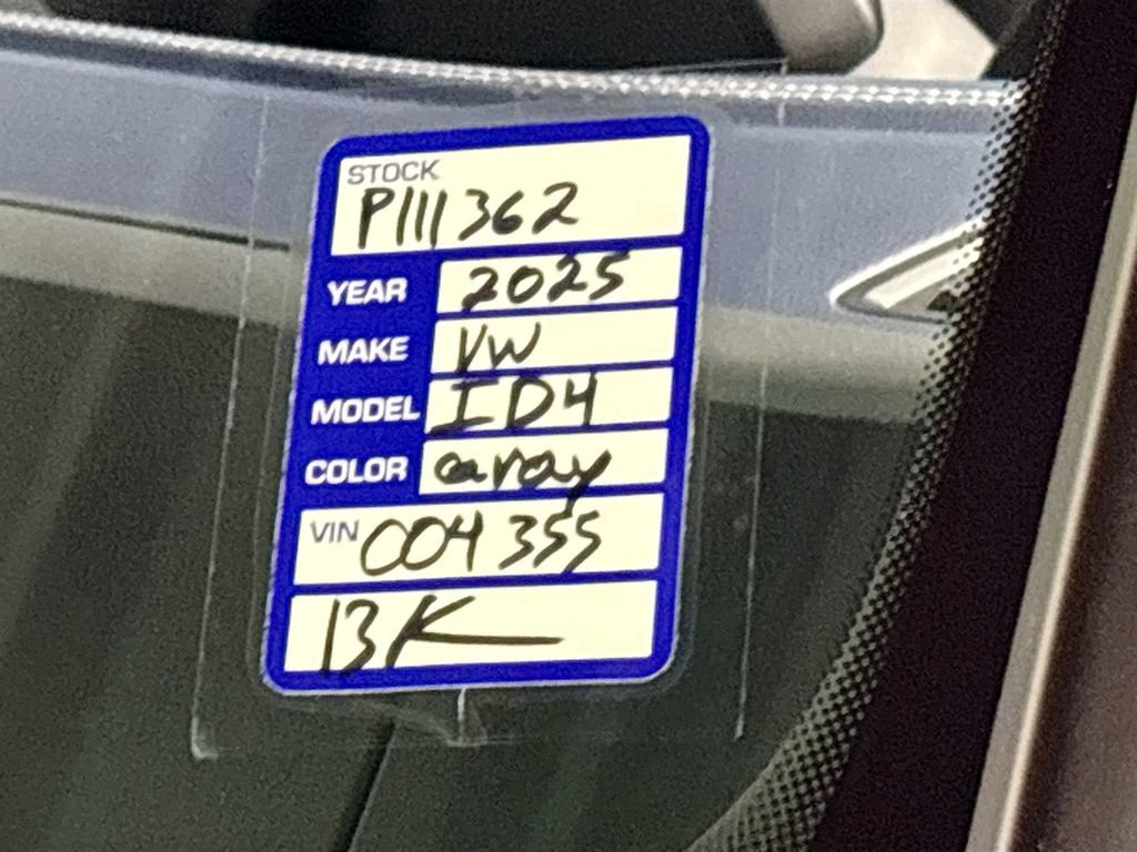 Certified 2025 Volkswagen ID.4 Pro S AWD/4WD image 28