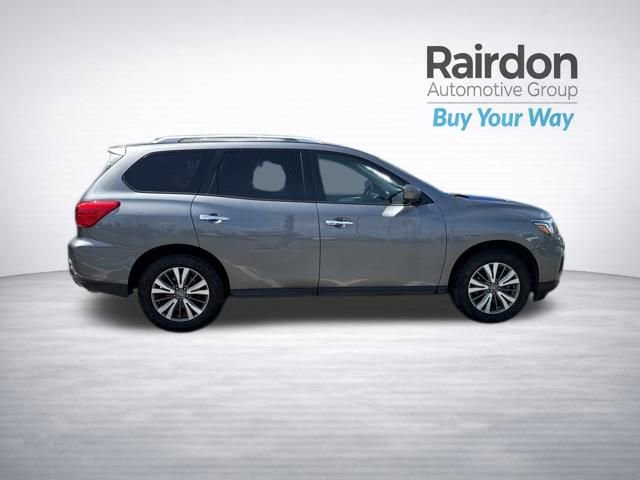 Used 2019 Nissan Pathfinder SL AWD/4WD image 8