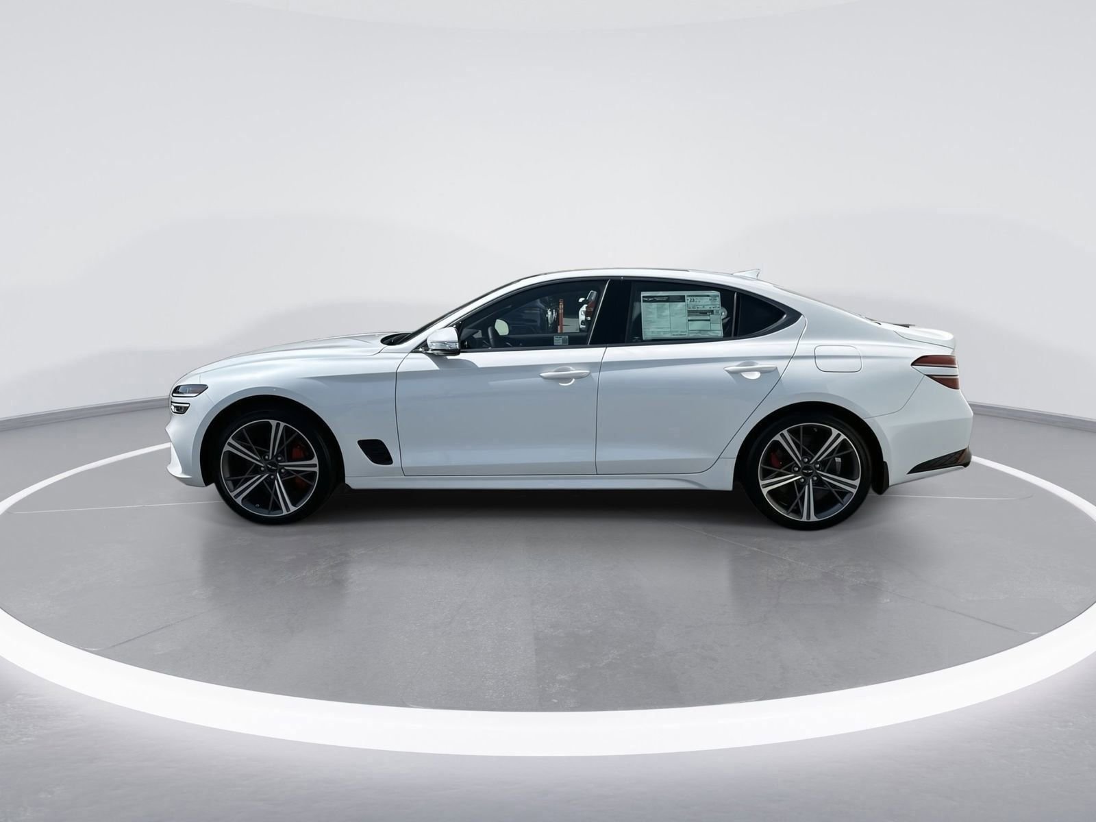 Used 2025 Genesis G70 2.5T w/ Sport Prestige Package image 5