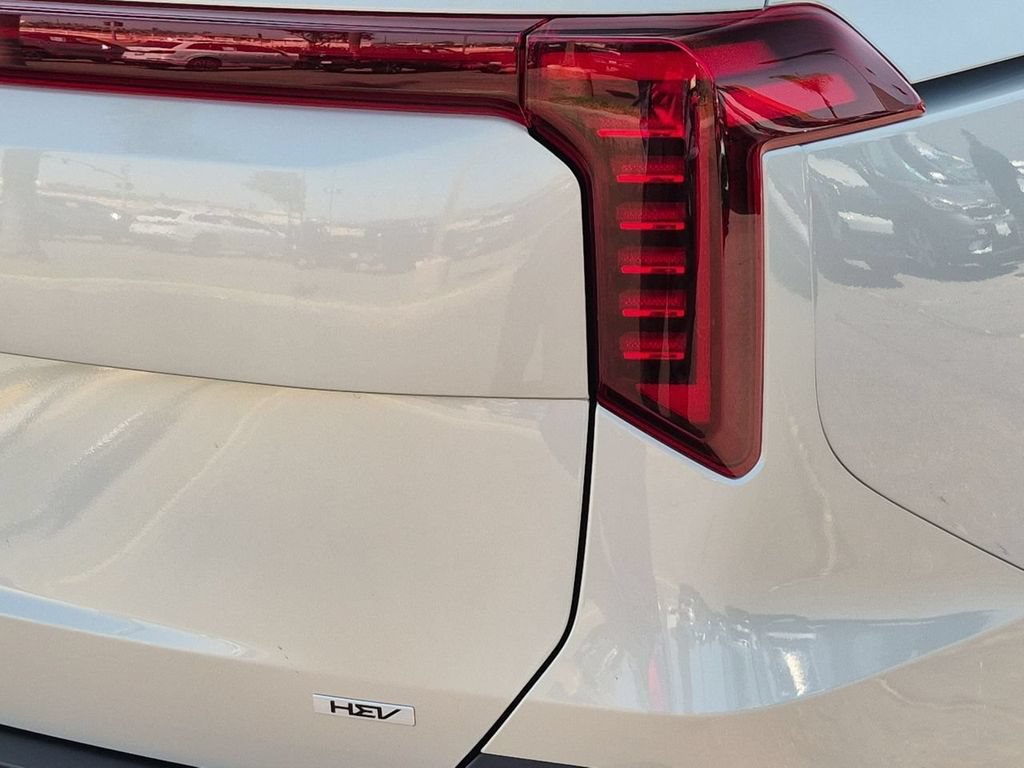 New 2026 Kia Carnival SX Prestige FWD image 32