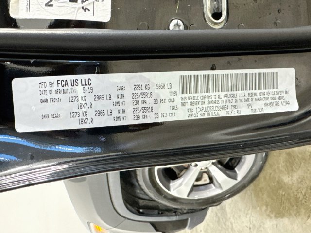 Used 2020 Jeep Cherokee Limited FWD image 36