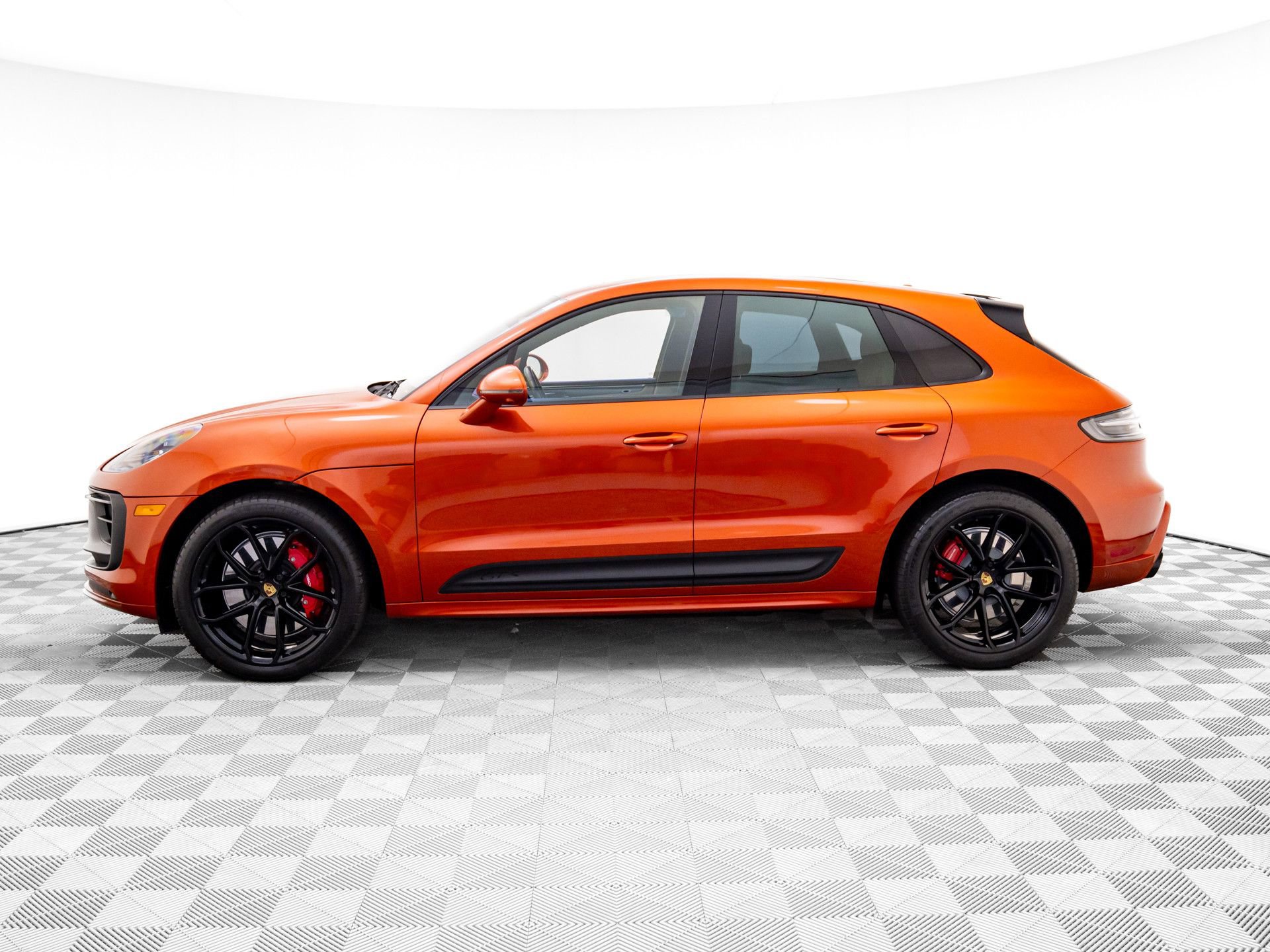 Certified 2022 Porsche Macan GTS video 2