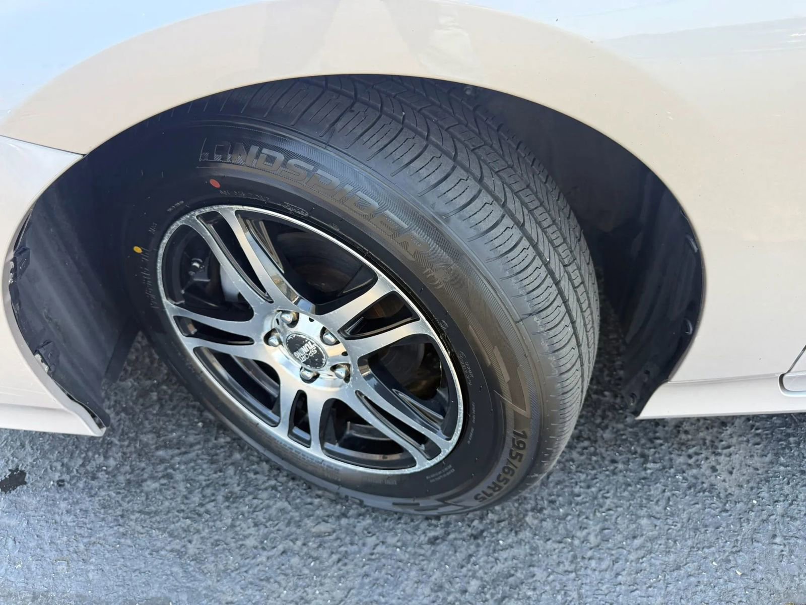 Used 2019 Toyota Prius Prime Advanced FWD image 48