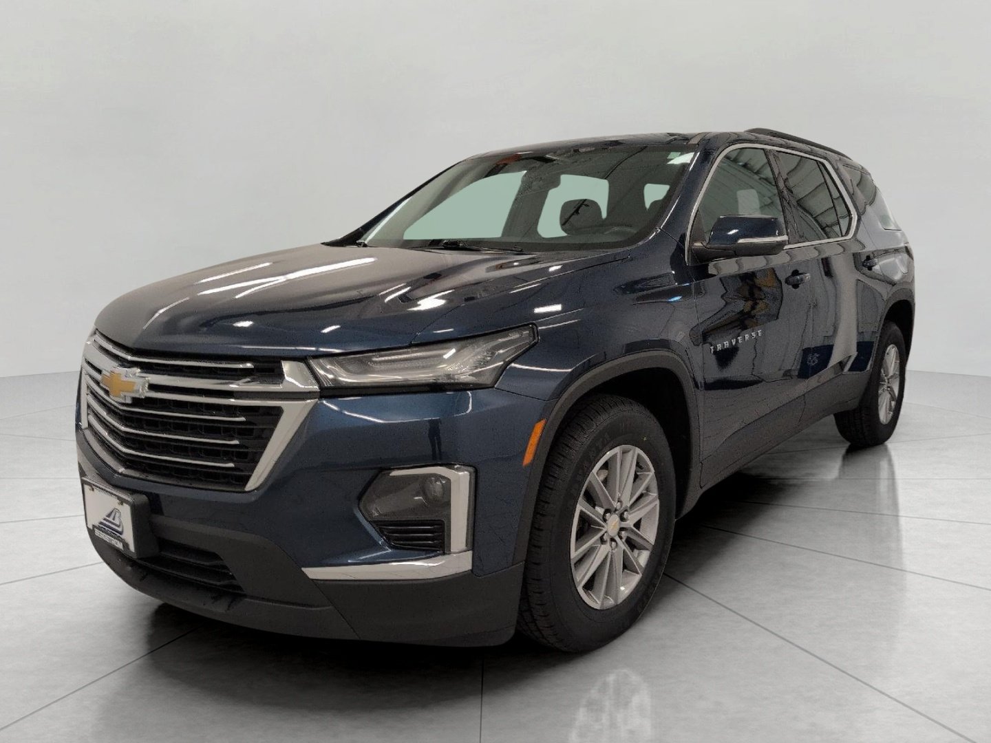 Used 2023 Chevrolet Traverse LT w/ LPO, Floor Liner Package AWD/4WD image 12