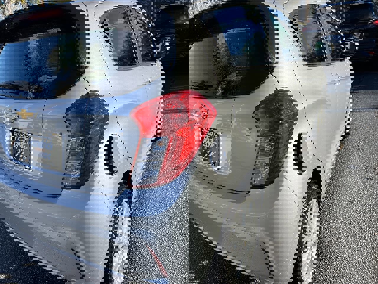 Used 2020 Chevrolet Spark LT image 10