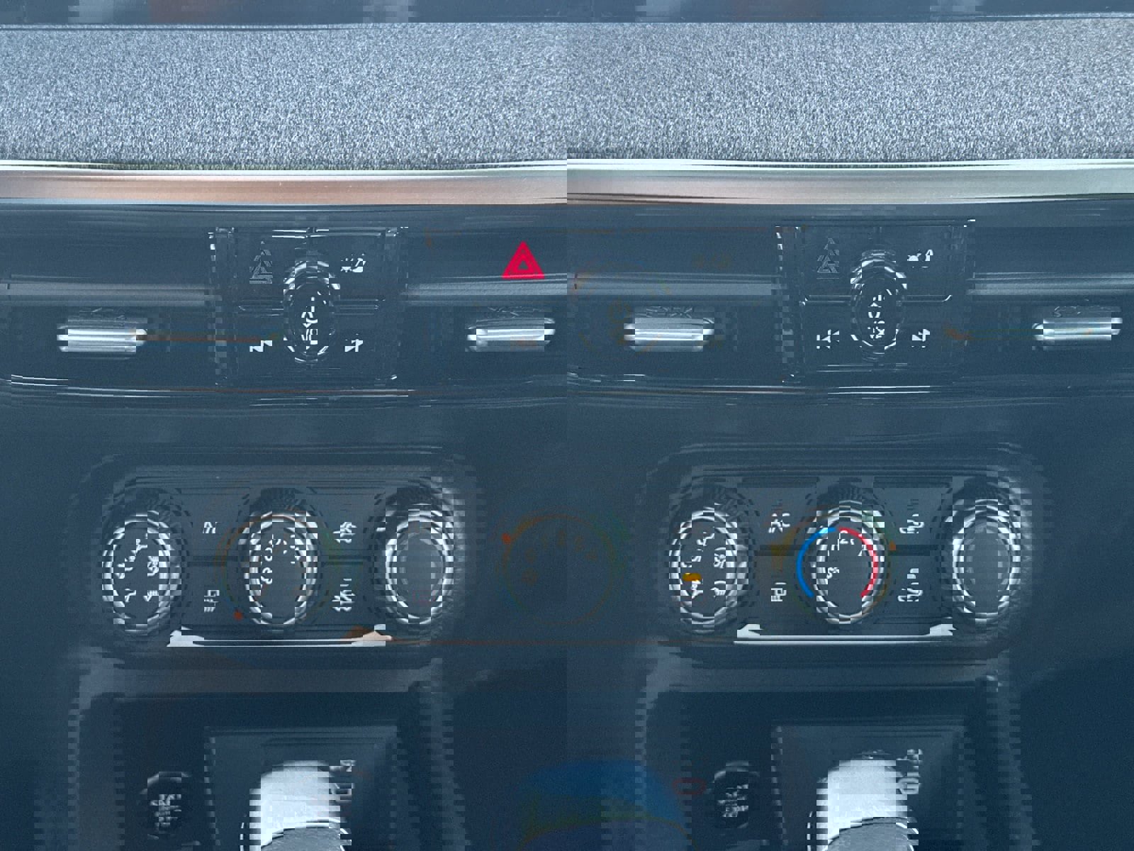 New 2026 Nissan Kicks S image 29