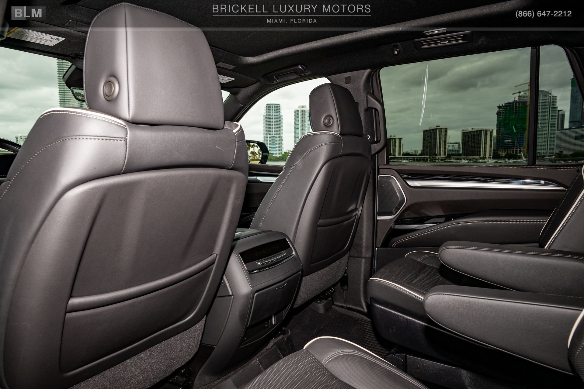 Used 2025 Cadillac Escalade Sport w/ LPO, ONYX Package AWD/4WD image 23