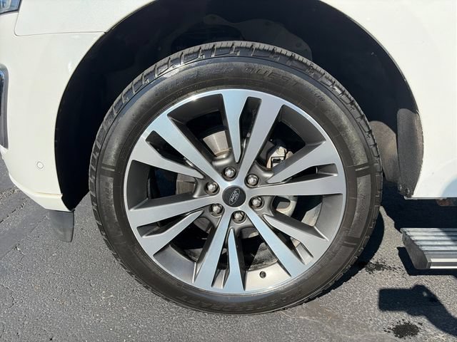 Used 2021 Ford Expedition Max Platinum AWD/4WD image 32