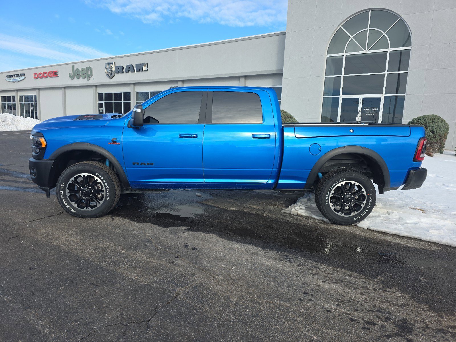 Used 2024 RAM 2500 Rebel w/ Towing Technology Group image 9