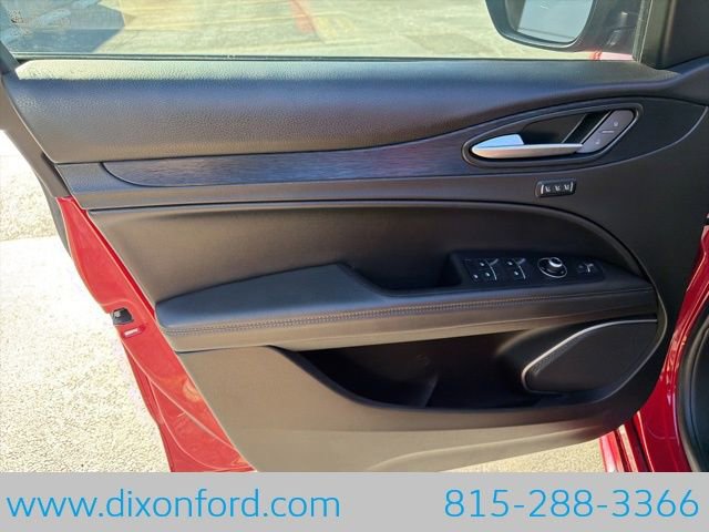 Used 2020 Alfa Romeo Stelvio Sport w/ Quick Order Package 22J Sport image 23