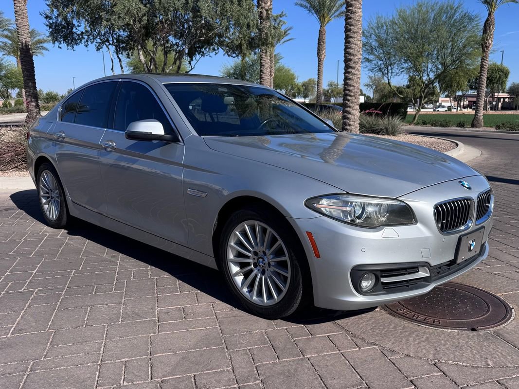 Used 2015 BMW 528i image 1