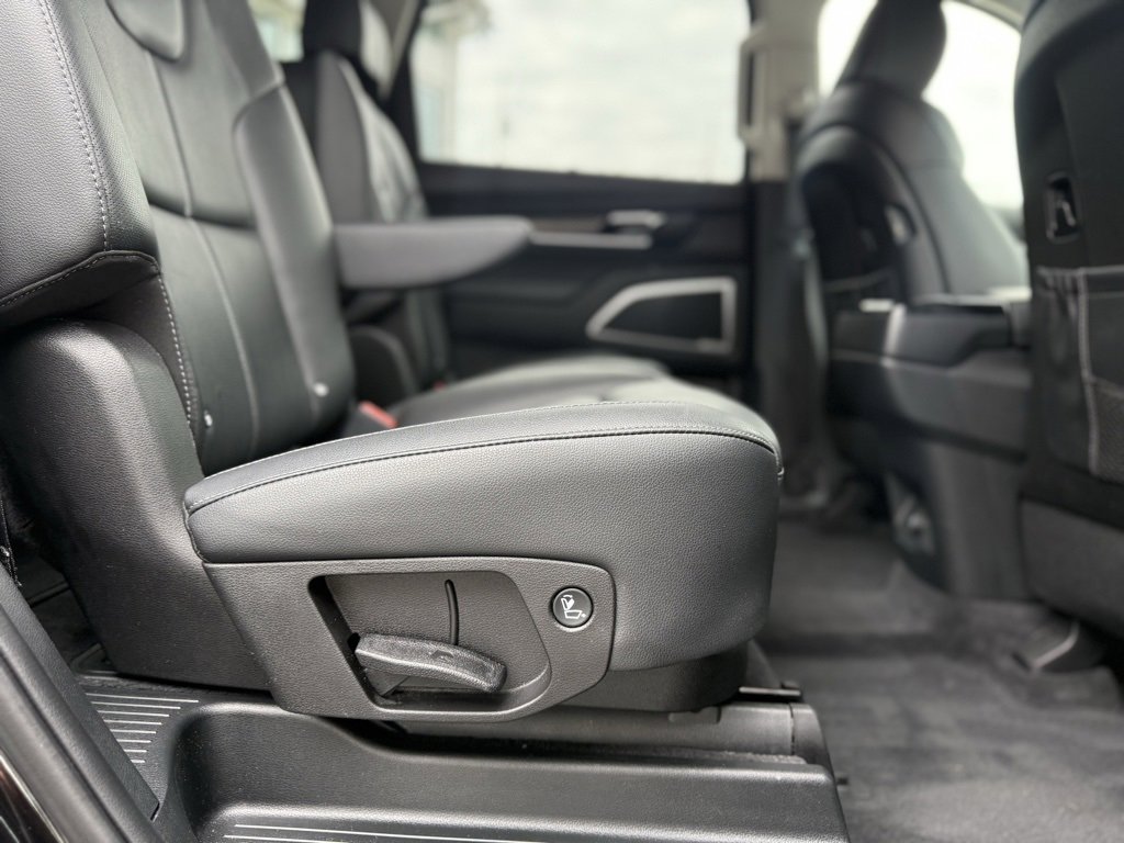 Used 2021 Kia Telluride EX w/ EX Premium Package image 18