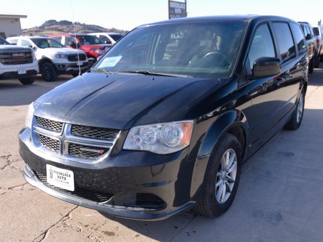 Used 2017 Dodge Grand Caravan SE image 2