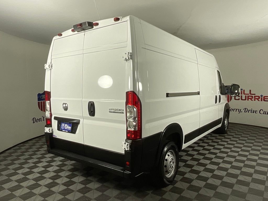 Used 2023 RAM ProMaster 2500 image 3