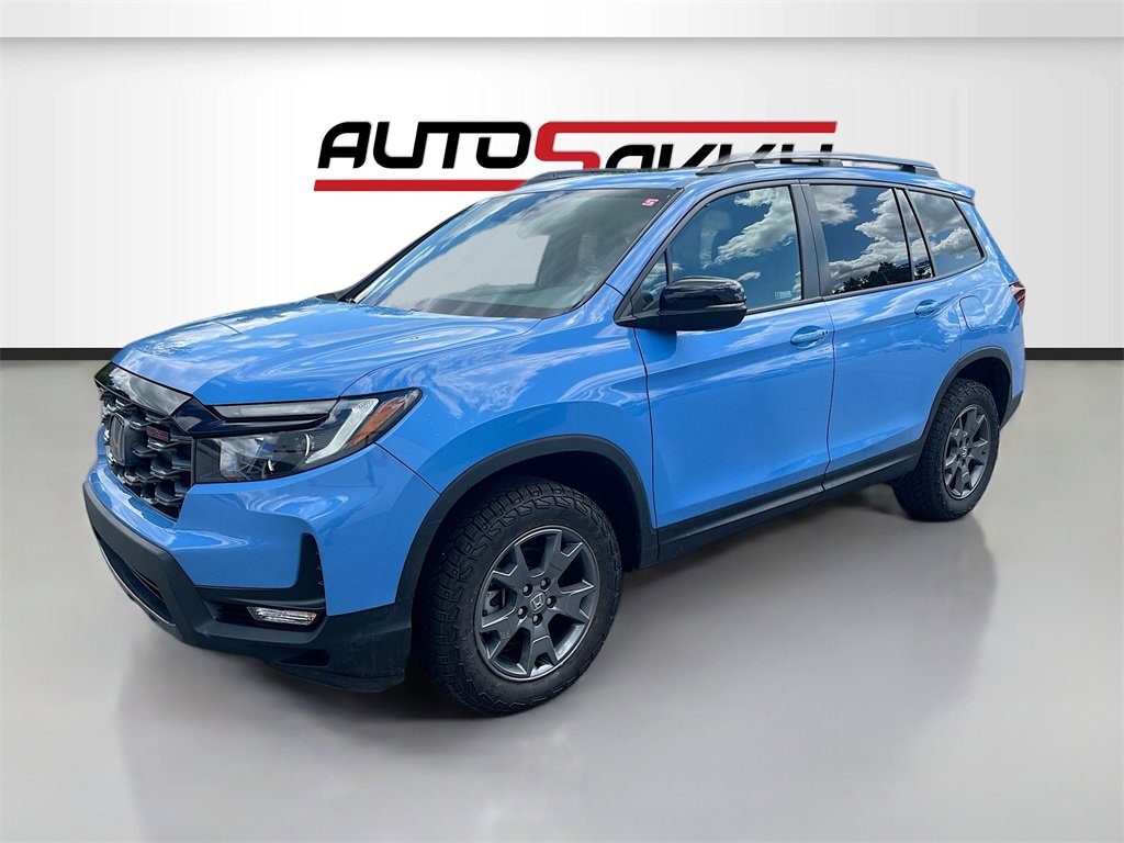 Used 2024 Honda Passport TrailSport image 3