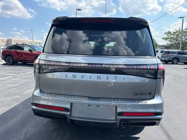 Certified 2026 INFINITI QX80 4WD w/ Sport Exterior Package image 12