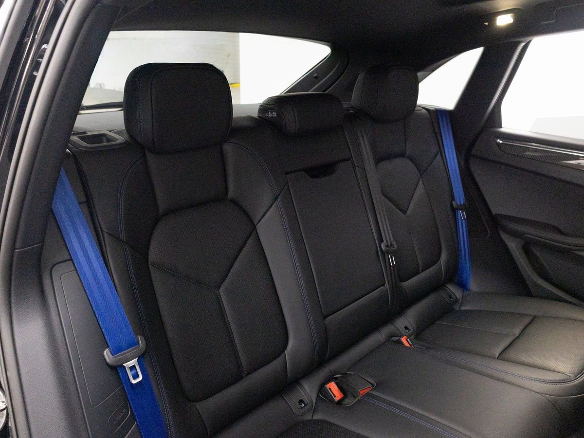 New 2026 Porsche Macan Turbo image 26