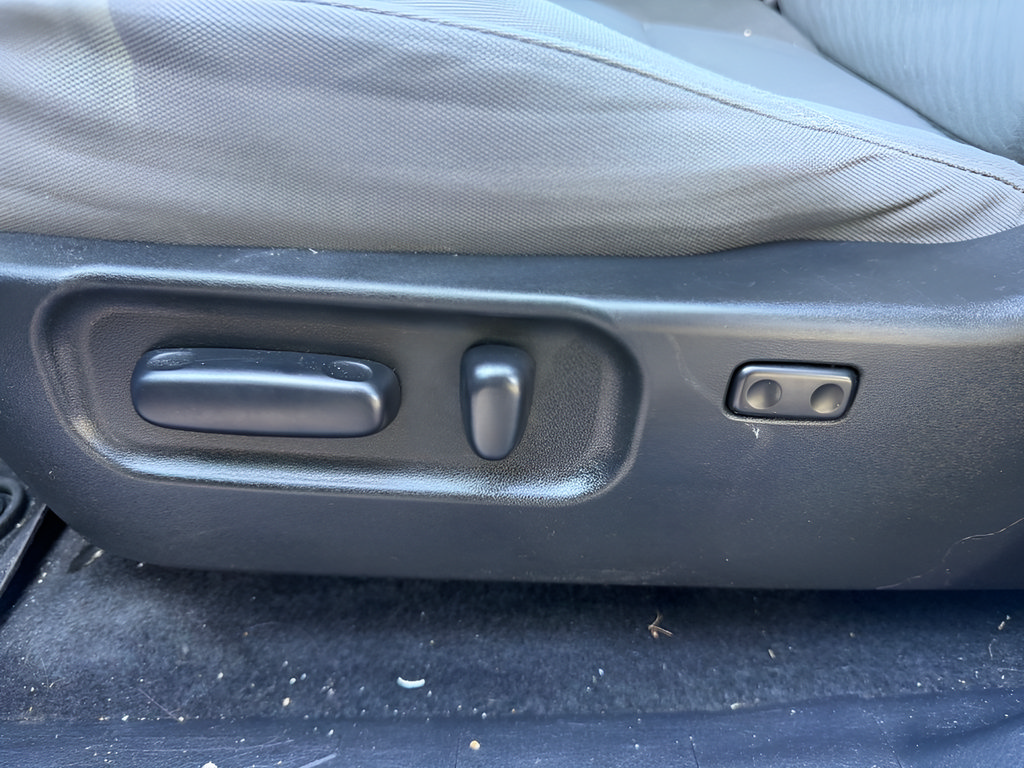 Used 2021 Toyota Tacoma SR5 RWD image 11