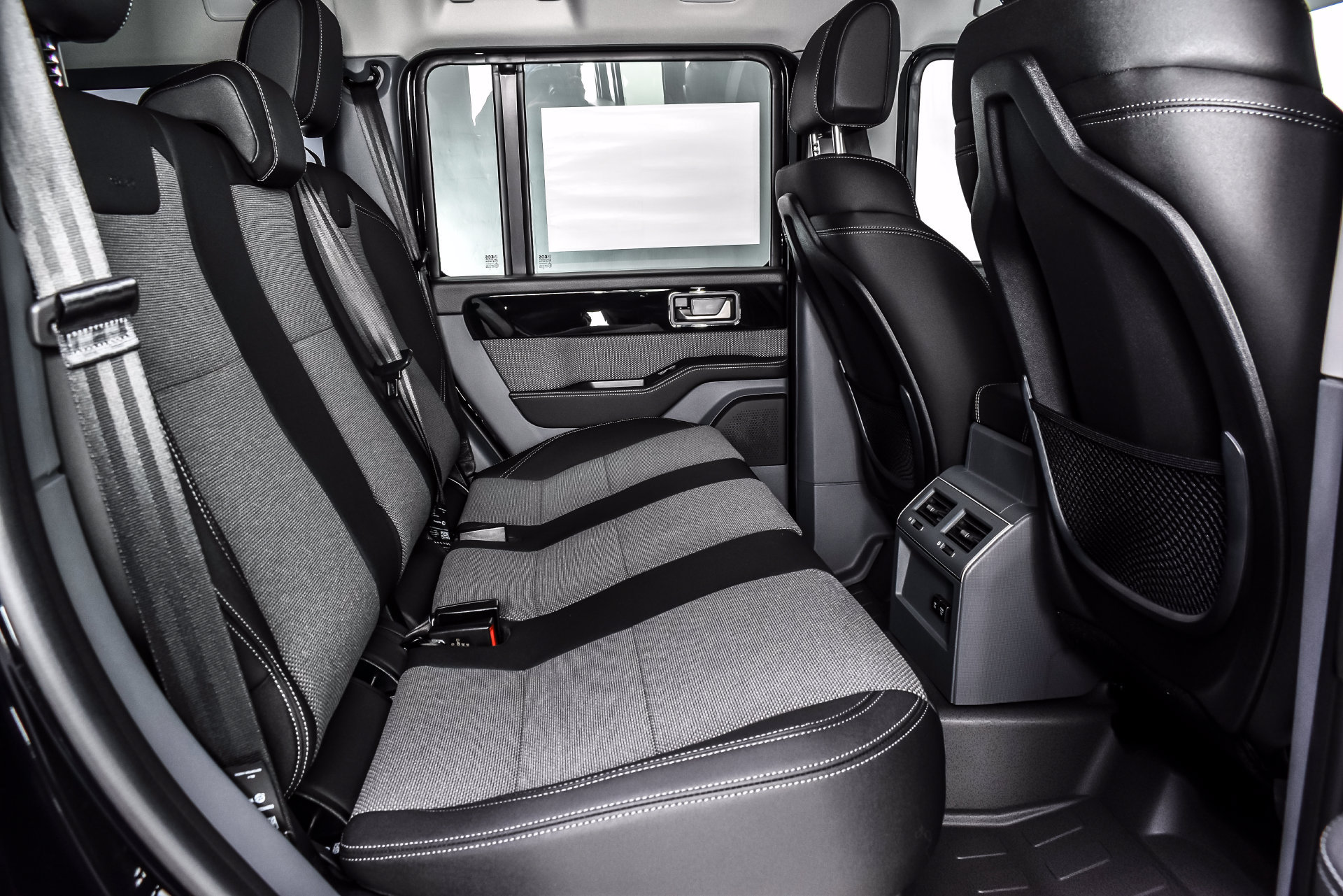 New 2026 INEOS Grenadier Station Wagon AWD/4WD image 18