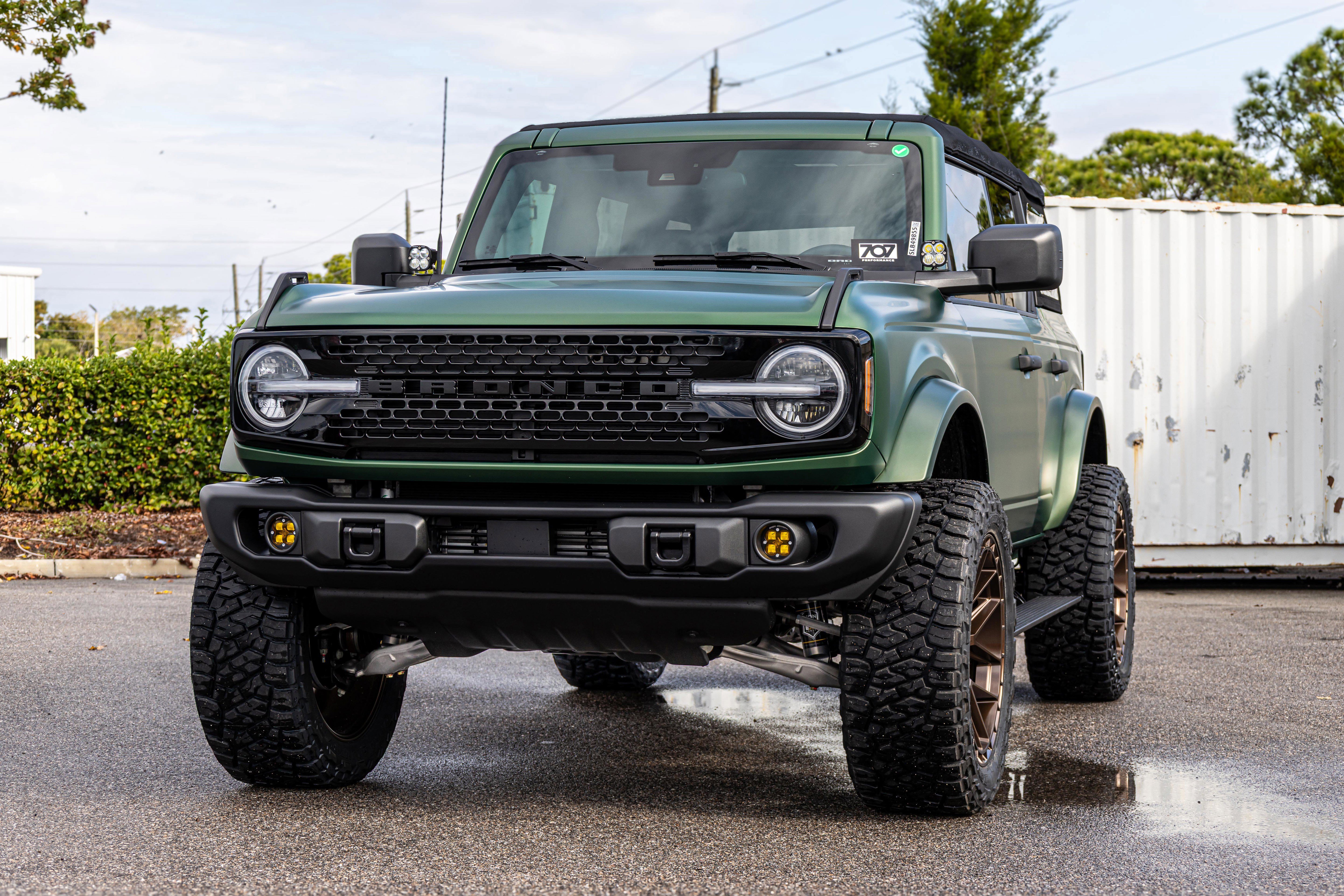 New 2025 Ford Bronco Badlands image 8