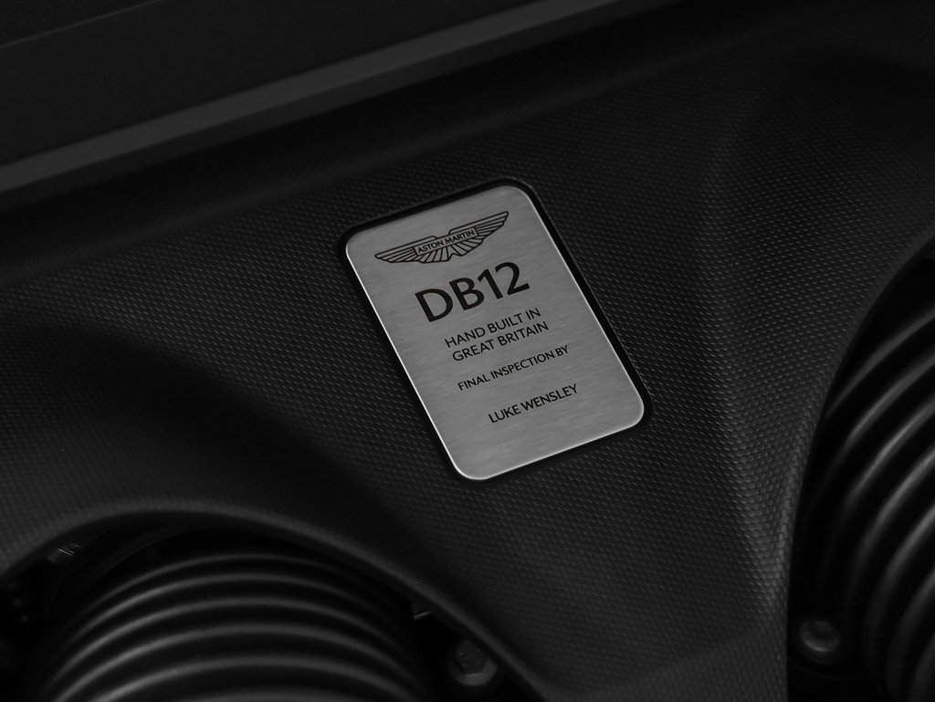 Used 2024 Aston Martin DB12 Convertible image 16