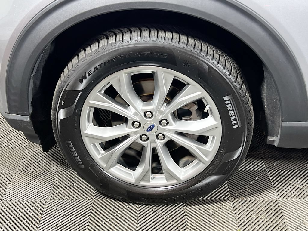 Used 2020 Ford Explorer XLT w/ Equipment Group 202A AWD/4WD image 29