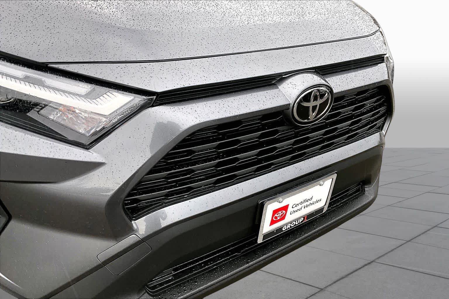 Certified 2025 Toyota RAV4 XLE AWD/4WD image 29
